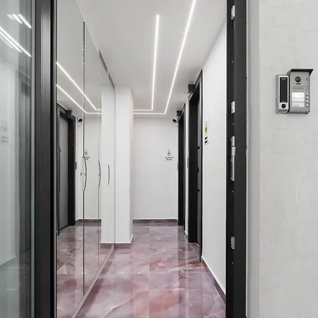 Ly Sapphire Center Lejlighed *