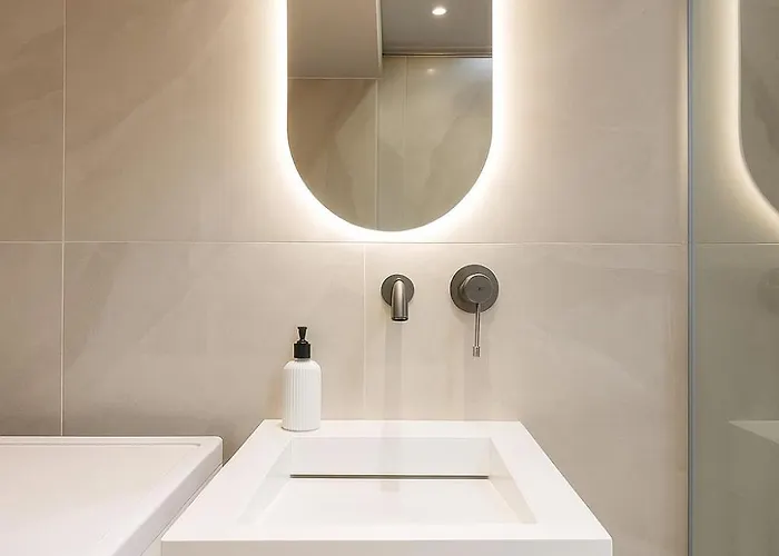 Ly Sapphire Center Lejlighed